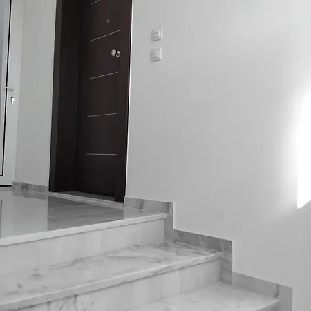 Studio Penthouse Charm *